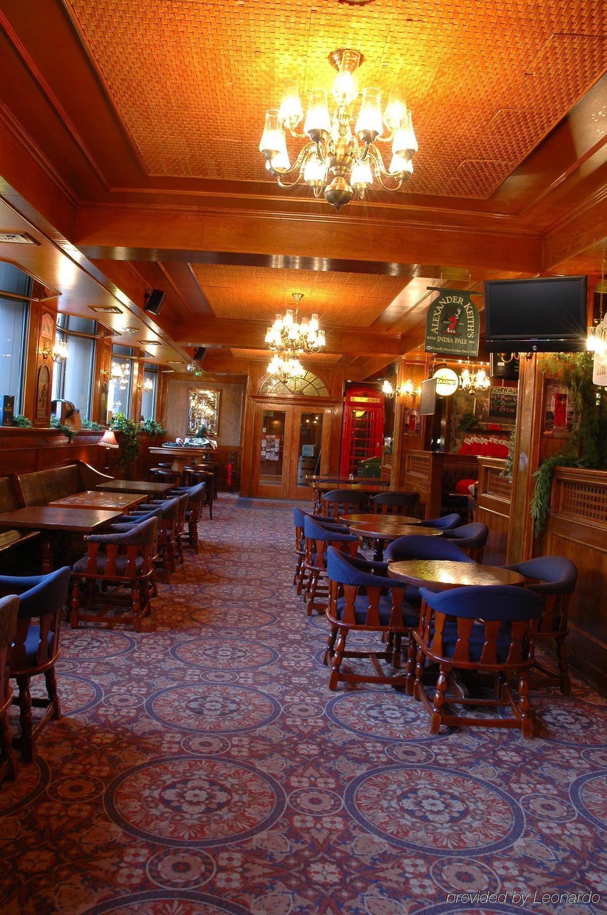 ססקאטון Hotel Senator מסעדה תמונה